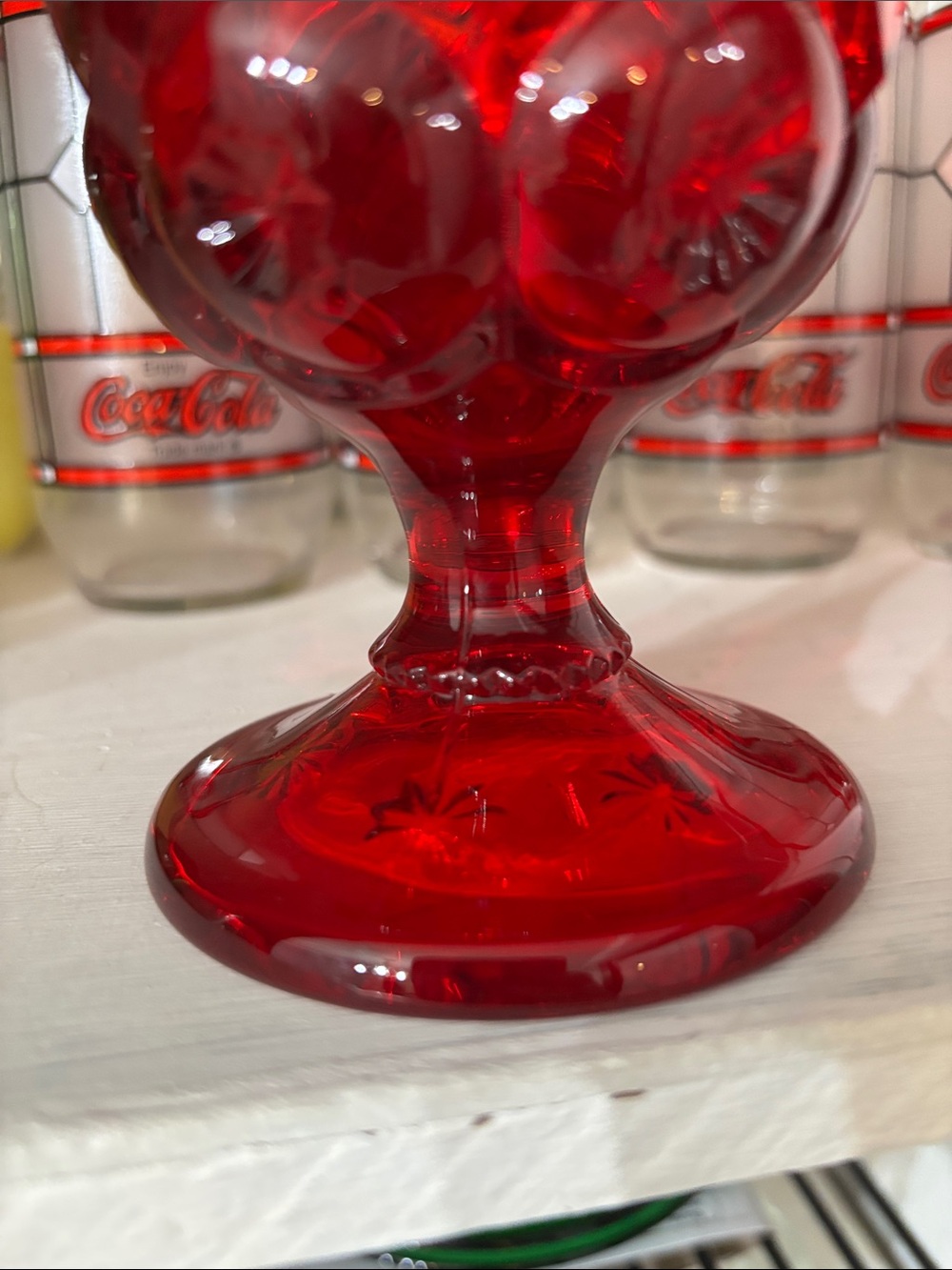 Ruby Red vintage L.E. Smith Glass Company "Moon and Stars" pattern water goblet - Picture 4 of 8